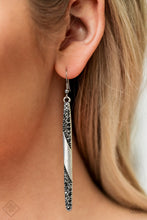 Load image into Gallery viewer, Paparazzi Award Show Attitude - Silver Earring - Be Adored Jewelry