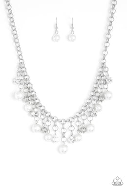 HEIR-headed - Paparazzi White Necklace - Be Adored Jewelry