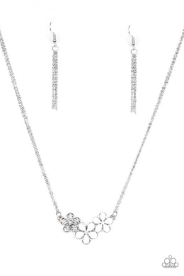 Hibiscus Haciendas - Paparazzi White Necklace - Be Adored Jewelry