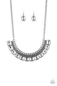 Be Adored Jewelry Killer Knockout Black Paparazzi Necklace 