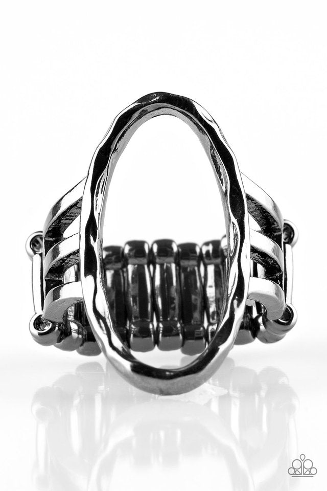 Paparazzi Center Chic - Black Ring - Be Adored Jewelry
