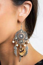 Load image into Gallery viewer, Be Adored Jewelry Desert Plains White Paparazzi Earring