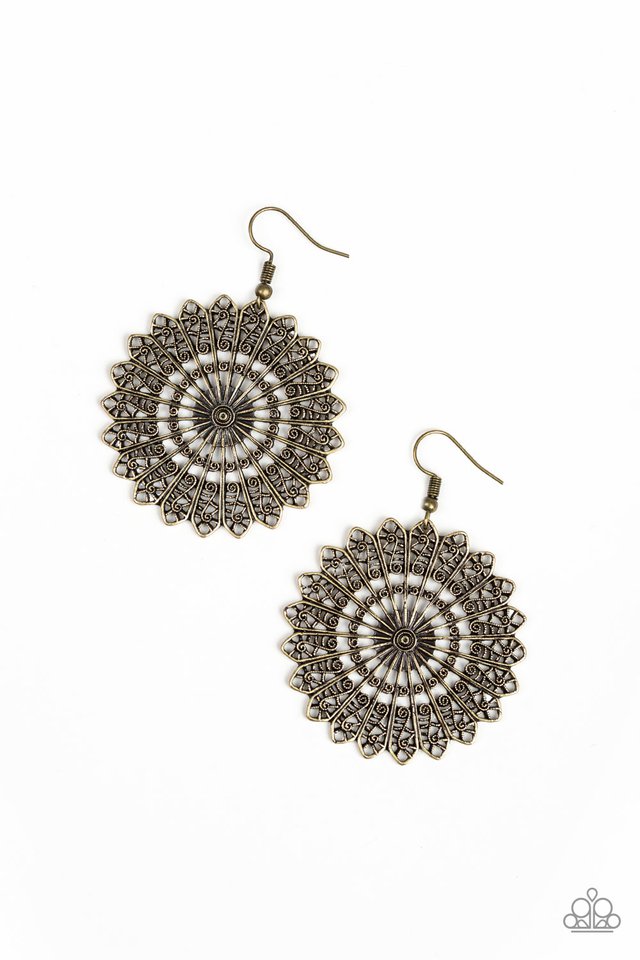 Globetrotting Guru - Paparazzi Brass Earring - Be Adored Jewelry