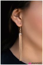 Load image into Gallery viewer, Paparazzi Accessories Night At The Oscars - Gold Earring - Be Adored Jewelry