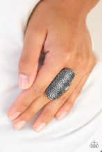Load image into Gallery viewer, Paparazzi Accessories Record-Breaking Ripple - Black Ring - Be Adored Jewelry