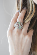 Load image into Gallery viewer, Paparazzi Accessories Summer Yacht - Green Ring - Be Adored Jewelry