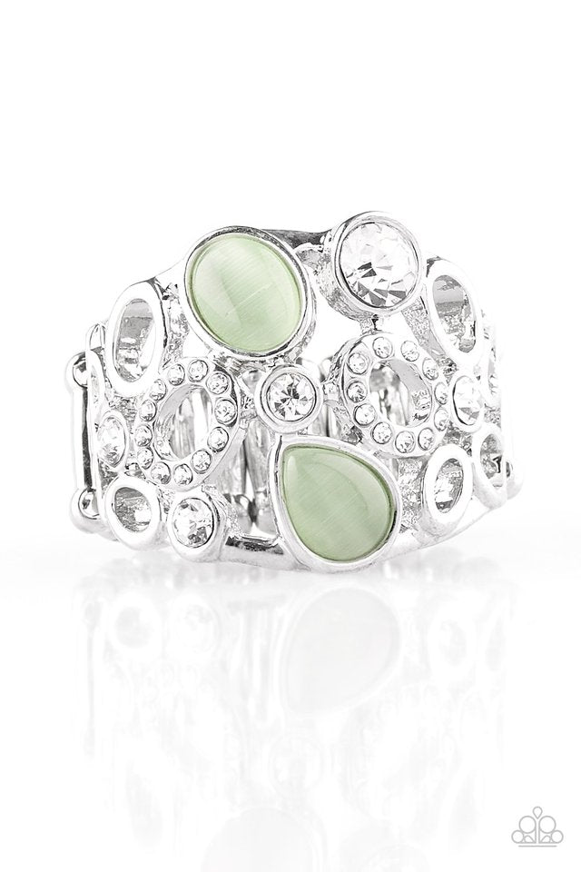 Paparazzi Accessories Summer Yacht - Green Ring - Be Adored Jewelry