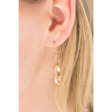 Load image into Gallery viewer, Paparazzi Accessories Very Avant-Garde - Gold Necklace - Be Adored Jewelry