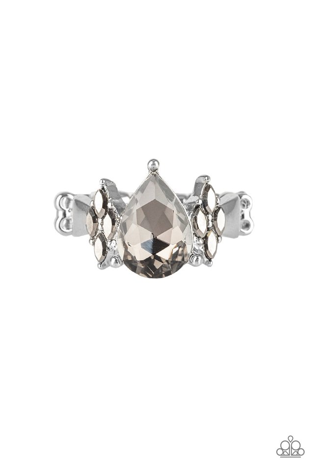 Paparazzi Yas Queen - Silver Ring - Be Adored Jewelry